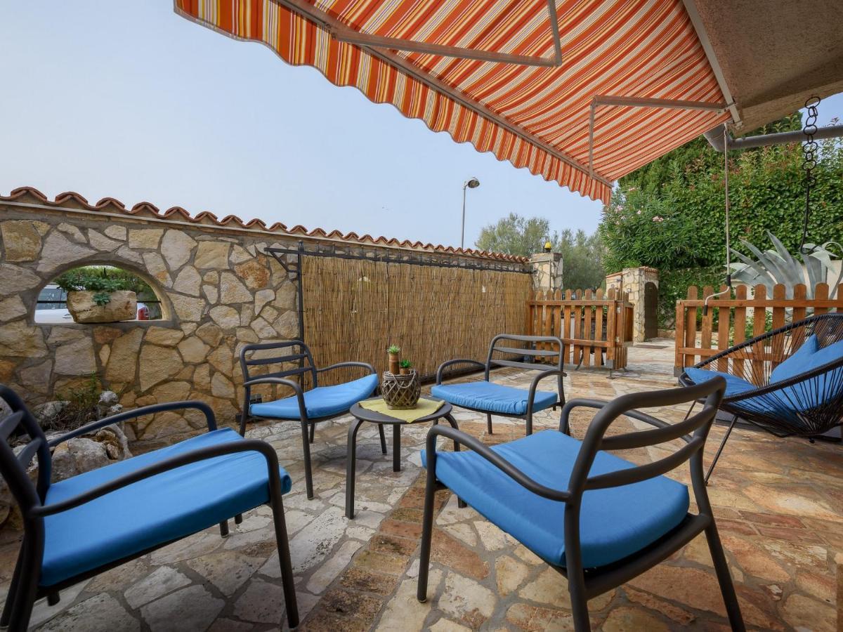 Casa Astrid By The Sea In Porec Esterno foto