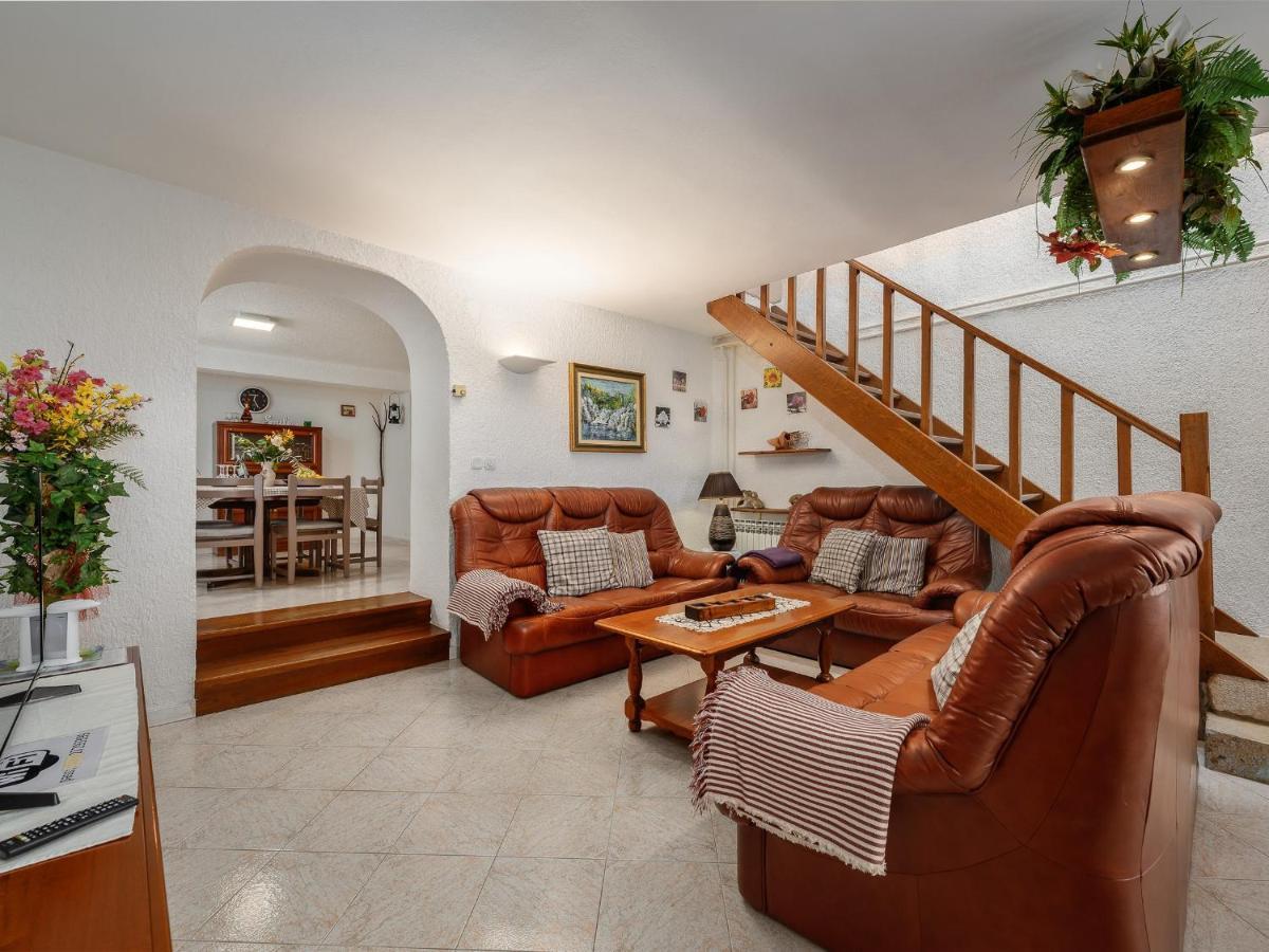 Casa Astrid By The Sea In Porec Esterno foto