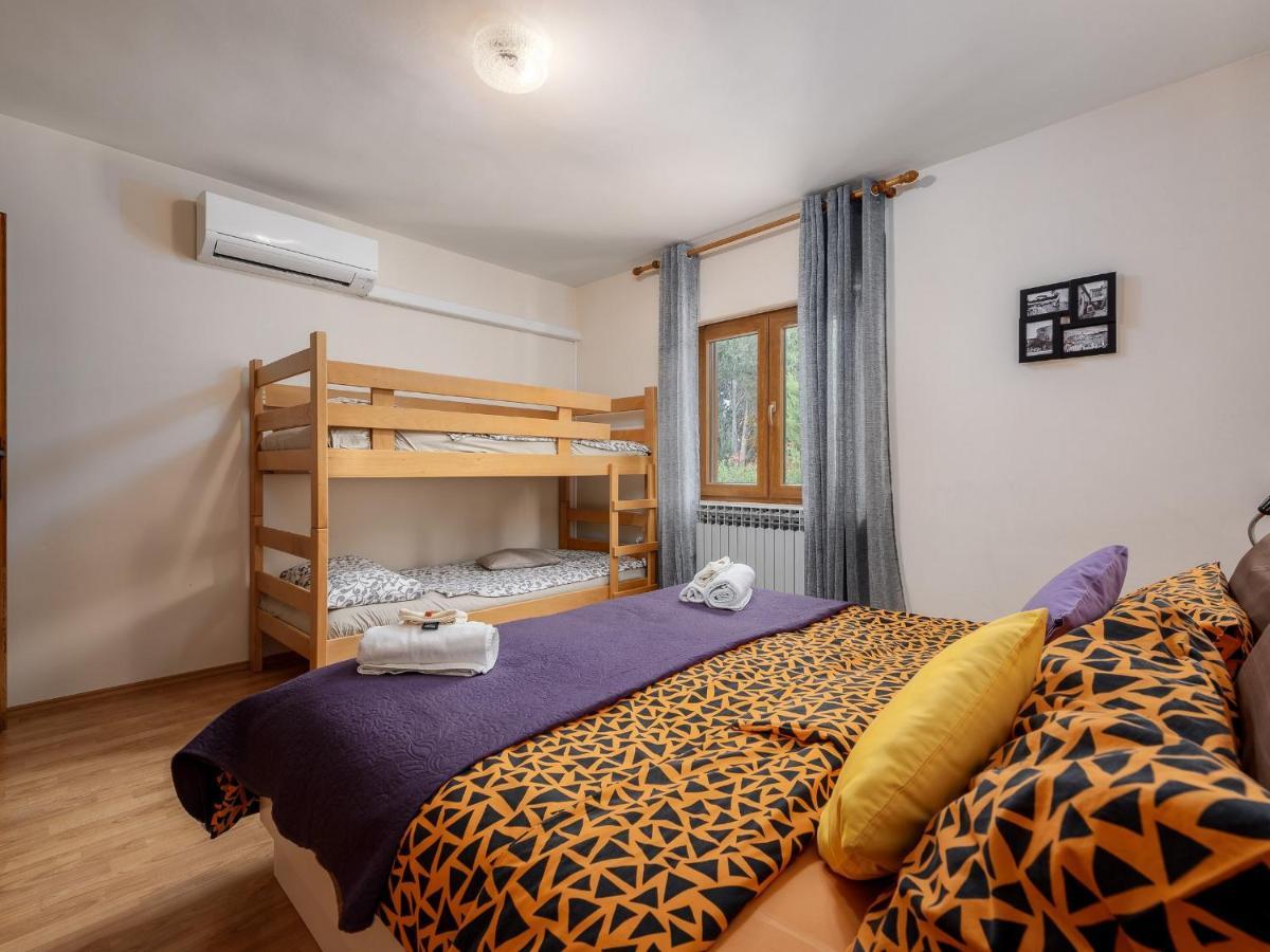 Casa Astrid By The Sea In Porec Esterno foto