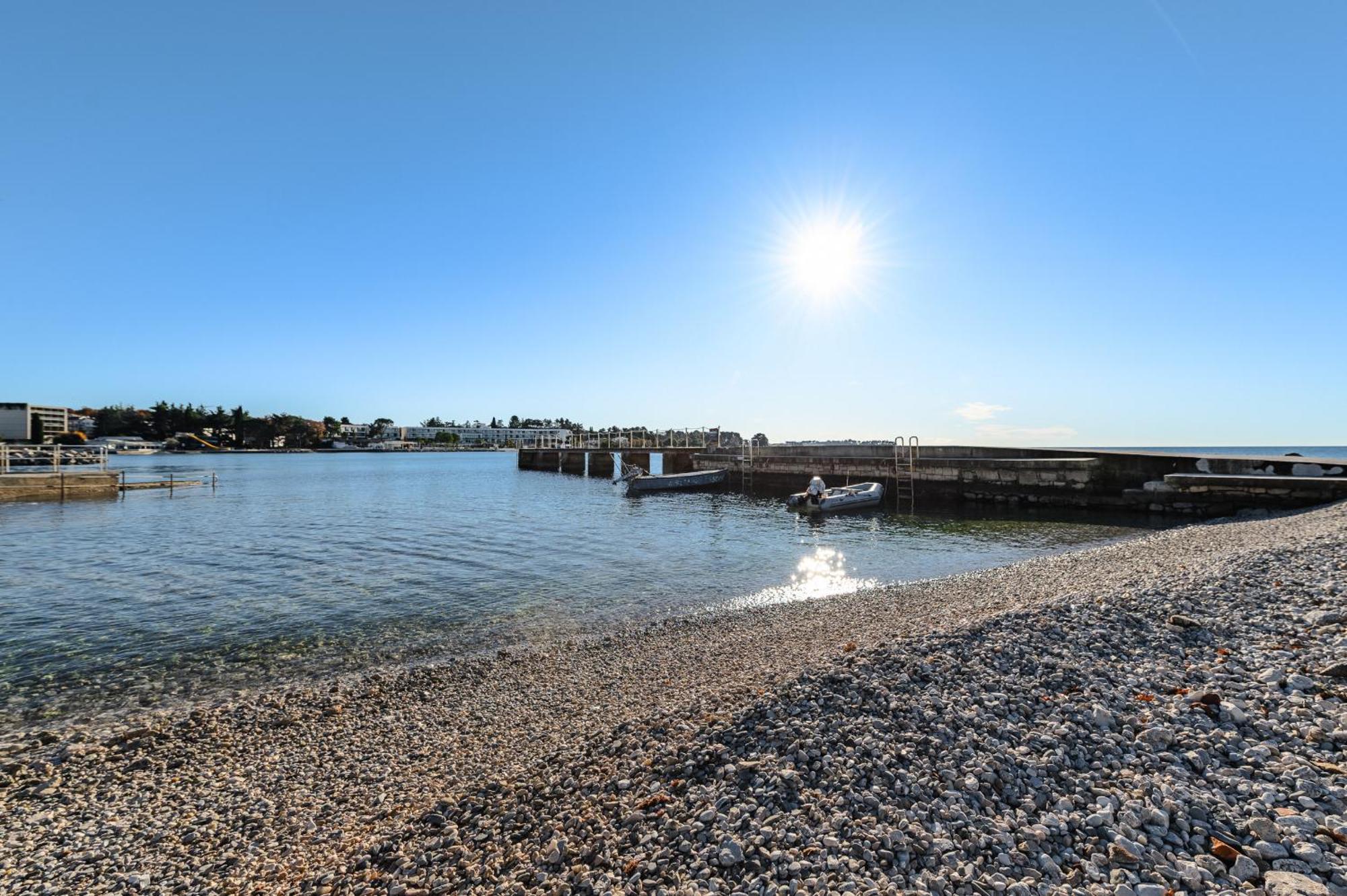 Casa Astrid By The Sea In Porec Esterno foto